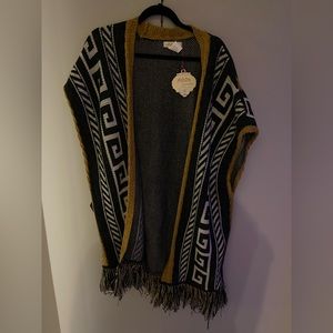 Aztec print poncho/cover. NWT. Never worn